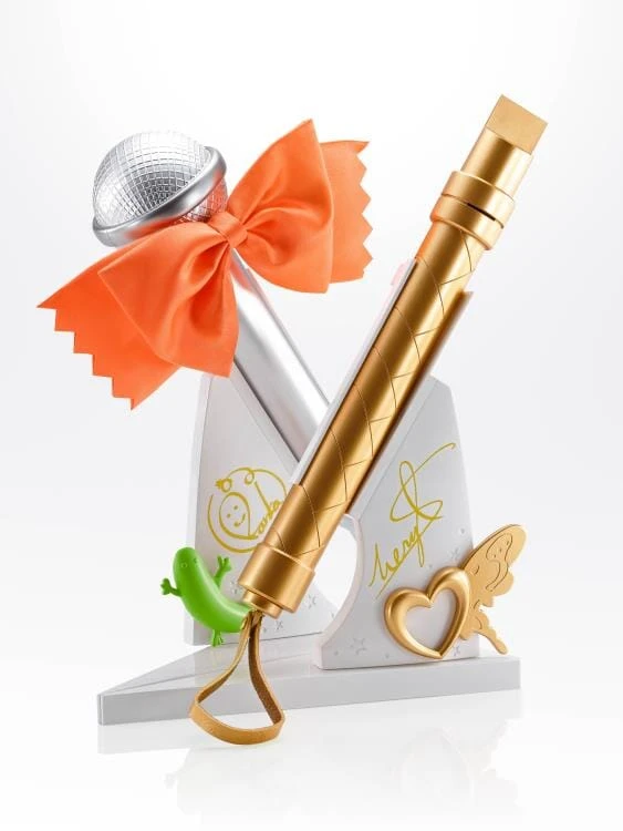 Bandai Macross Frontier Proplica Sheryl Nome's Microphone Replica 8 Bandai Macross Frontier Proplica Sheryl Nome's Microphone Replica - Image 6