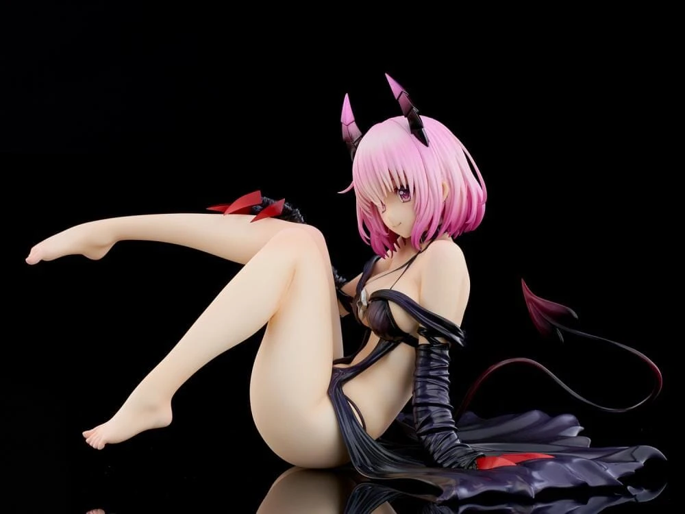 To Love-Ru Darkness Momo Belia Deviluke (Darkness Ver.) 1/6 Scale Figure (Reissue) 4 To Love-Ru Darkness Momo Belia Deviluke (Darkness Ver.) 1/6 Scale Figure (Reissue) - Image 2